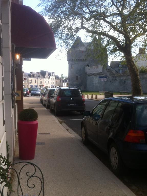 Hotel Les Remp'Arts Guerande Exterior photo